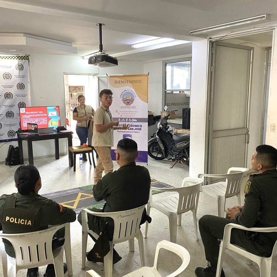 f71ee74f 8063 4c24 ba33 3c95f487bfb1